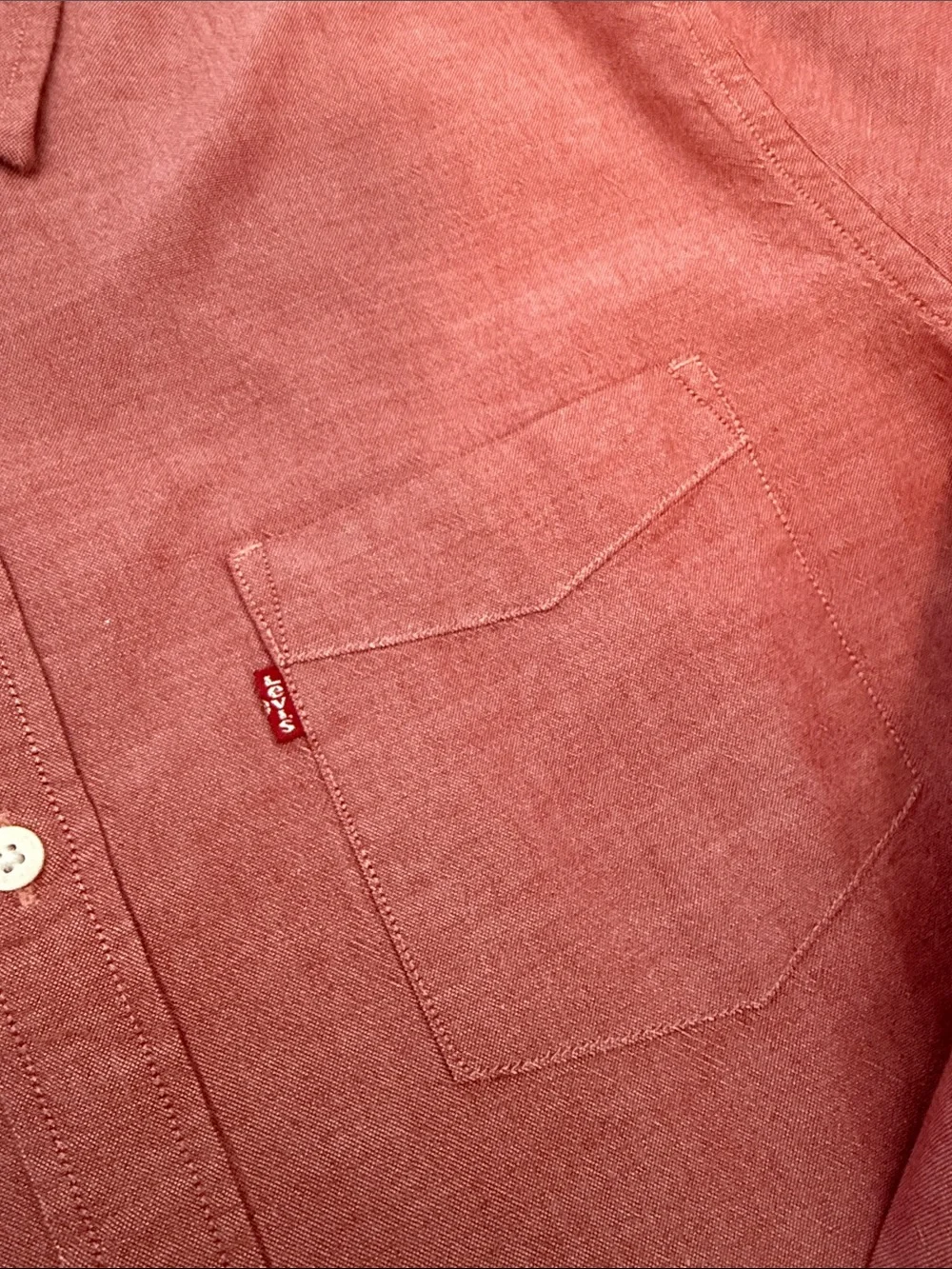 Levi's Men's Salmon-Red Long-Sleeve Button-Down Shirt